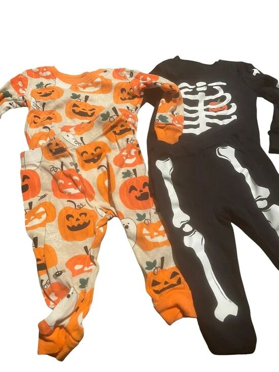 The Children's Place Other - Halloween Pumpkin & Skeleton two -Piece Pajama Set for Kids size 9-12 months
